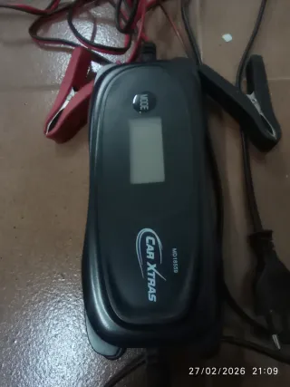 Cargador Batería Coche Car Xtras 18559