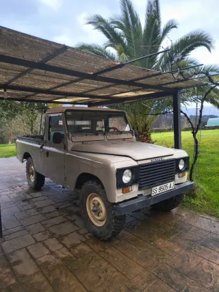 Land Rover santana 1990