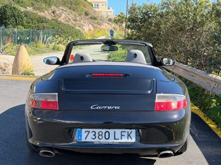 Porsche Carrera 911 Cabrio 2003