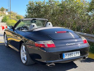 Porsche Carrera 911 Cabrio 2003