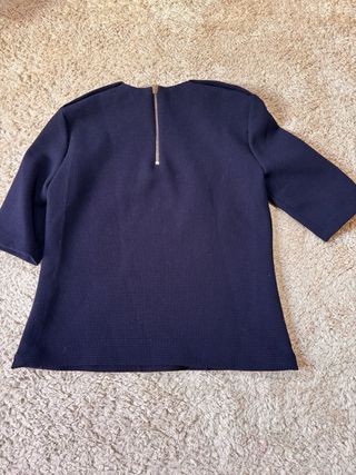 Top Zara Azul Marino Textura Relieve