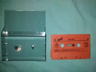 Cinta Casete Disney Bambi y El osito Winnie.