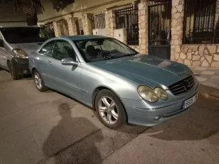 Mercedes-Benz  CLK 2004