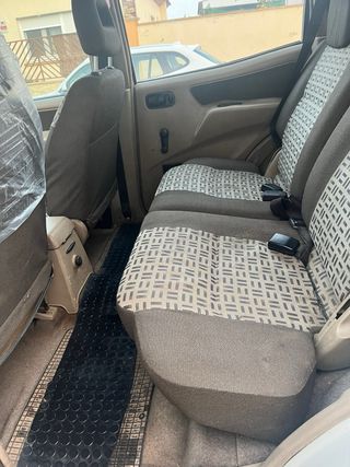 Nissan Terrano II 2003