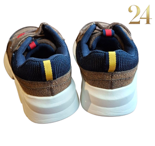 Sapatilhas Castanhas Zippy 24