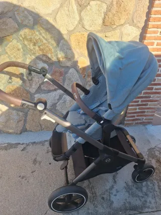 Carro cybex  silla y capazo  Color
