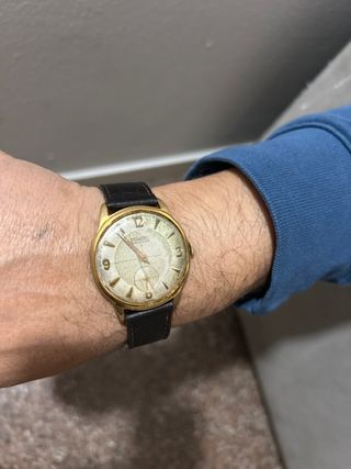 Reloj Tissot Dorado y Negro