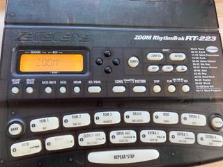 Caja de ritmos ZOOM RhythmTrak RT-223