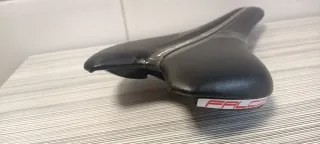 Sillín PRO Falcon Negro