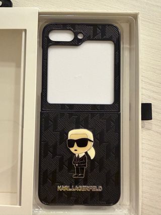 Funda Karl Lagerfeld Galaxy Z Flip5