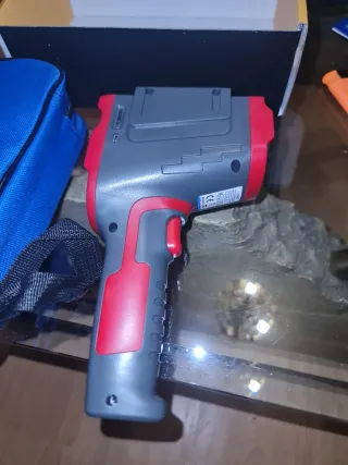 Cámara térmica Noyafa