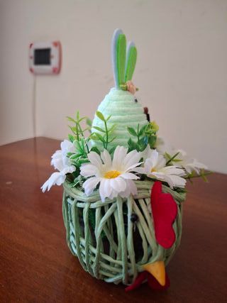 Addobbo Pasquale coniglio in cesto gallina