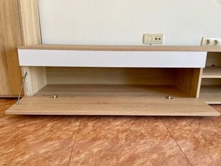 Mueble de comedor modular madera y blanco