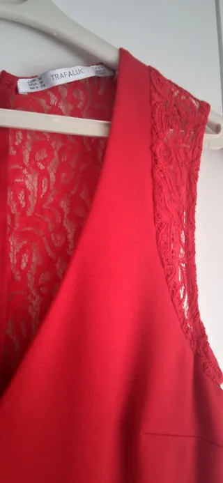Vestido de Zara Rojo de Encaje