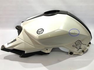 Recubrimientos tapas depósito de gasolina Benelli