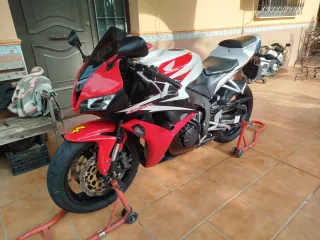 Honda CBR 600RR 2009 38.000km