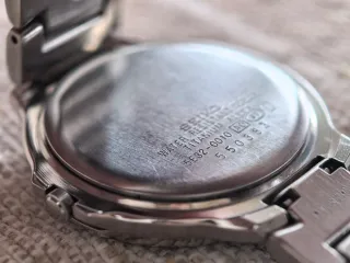 Seiko Spirit 5E32 0010 Titanium JDM del 1995