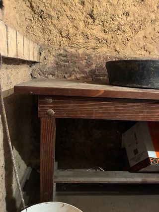 Mesa de madera rústica