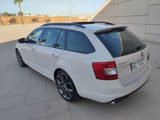 SKODA OCTAVIA COMBI RS 2.0 TDI 184 CV DSG AÑO 2016