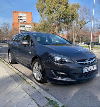 Opel Anstra 2013