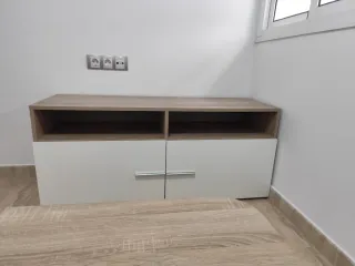 Mueble TV y mesa auxiliar madera