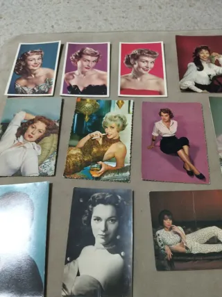 Raccolta di cartoline vintage di attrici di Hollywood