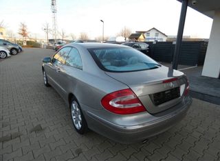 Mercedes-Benz CLK 2004