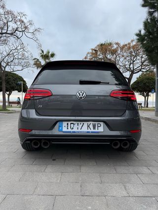 Volkswagen Golf R 300cv