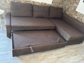 Divano letto marrone a 3 posti