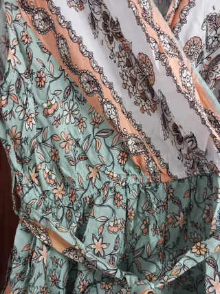 Mono pantalón verde estampado floral