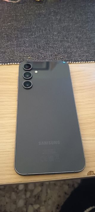 Samsung Galaxy S23 FE