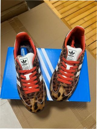 Adidas Samba OG Leopardo Rojo Talla 40