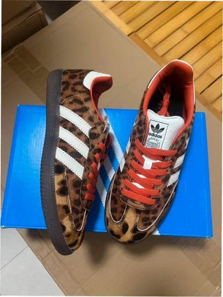 Adidas Samba OG Leopardo Rojo Talla 40
