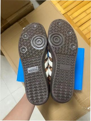 Adidas Samba OG Leopardo Rojo Talla 40