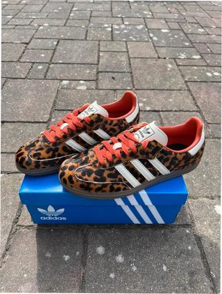 Adidas Samba OG Leopardo Rojo Talla 38