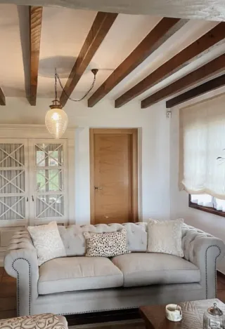 Sofá Chester Beige/Gris Tela y Madera