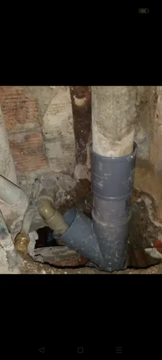 Sustitucion de bajantes de uralita a PVC