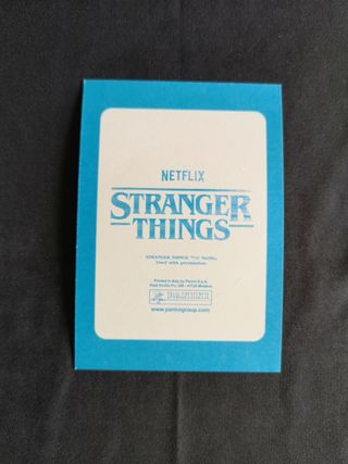 2 Maxi Stickers Panini Stranger Things