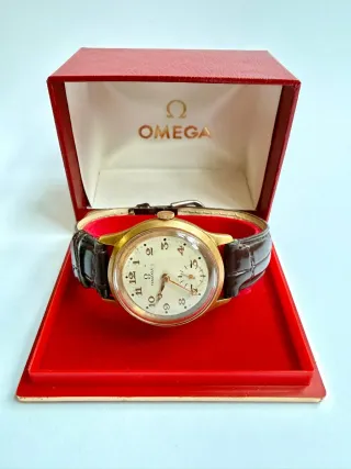 Omega 1930 cuerda manual.