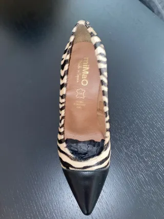 Zapatos de tacón cebra mimao