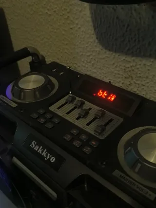 Altavoz Sakkyo Negro y Morado lo compre alle