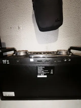 Altavoz Sakkyo Negro y Morado lo compre alle