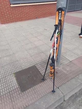 Esquís Rossignol 1m para principiantes