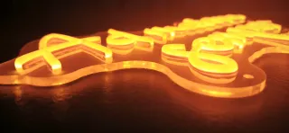 Lampada Neon LED "AD MAIORA SEMPER"