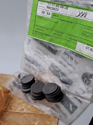 20 x Espaciadores FRC2623 Land Rover V8 caja LT85