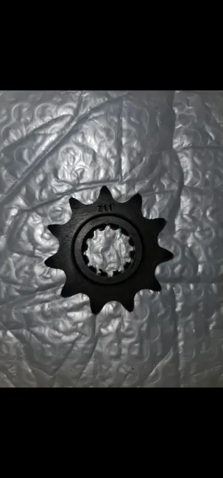 Piñón Ataque Minarelli AM6 Z11