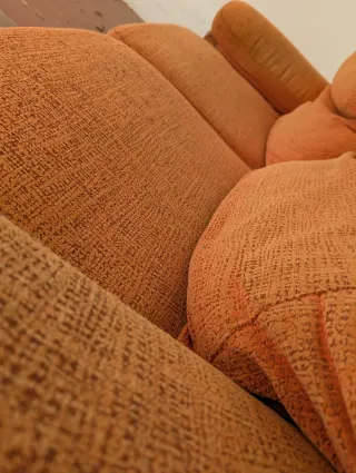 2 Sofás grandes de tela naranja