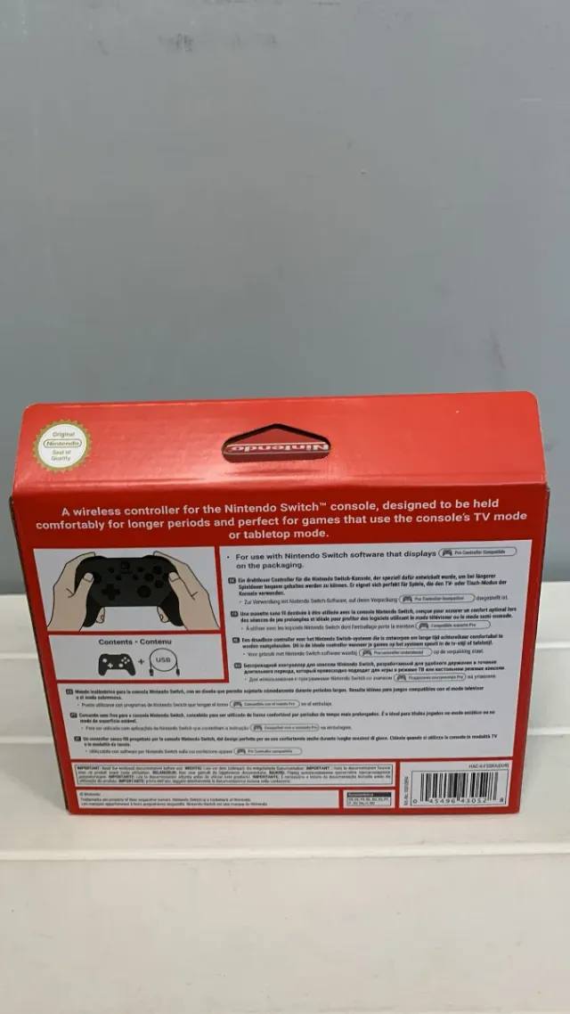 Nintendo Switch Pro Controller