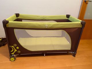 Cama infantil portátil plegable