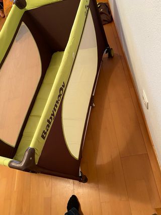 Cama infantil portátil plegable